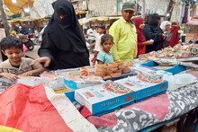 Ramdan 2023:  ईदच्या खरेदीसाठी 'हे' मार्केट आहे बेस्ट! पाहा Photos