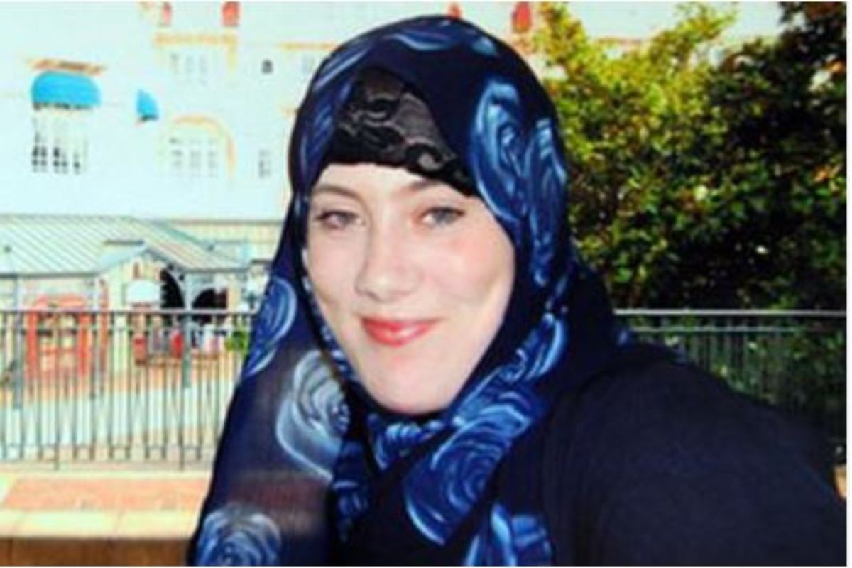 गोऱ्या, निरागस चेहऱ्यामागचं काळं सत्य; या महिलेनं घेतले 29 जणांचे जीव, कोण आहे 'व्हाइट विडो' समंथा?