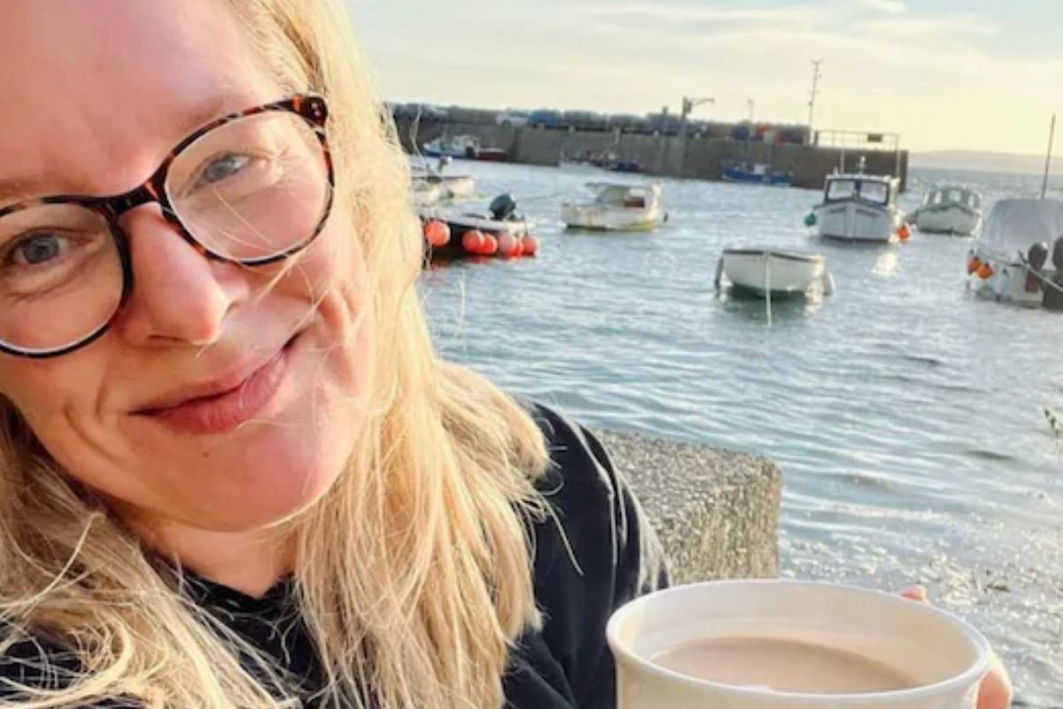 पाण्यामुळं`ही` महिला पडते बेशुद्ध