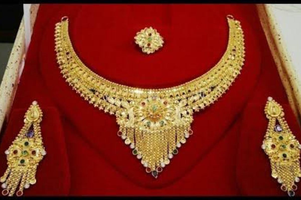 Gold Price in Nashik : नाशिककरांनो, अक्षय्य तृतीयेचा मुहूर्त सोडू नका! खरेदीपूर्वी चेक करा सोन्याचा दर