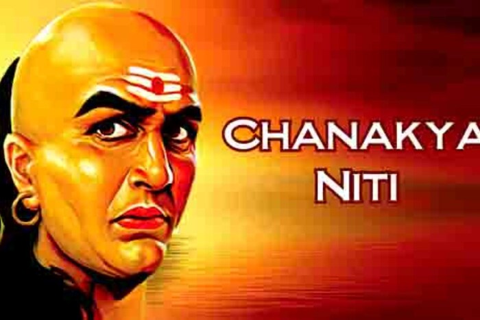 हा धोका इतका भयंकर असू शकतो की तुम्ही अडचणीत सापडू शकता. त्यामुळे कधीही कमजोर दुर्बल व्यक्तीबरोबर मैत्री करू नये. (सूचना: येथे दिलेली माहिती चाणक्यांच्या नीतीशास्त्रावर आधारित आहे. न्यूज 18 लोकमत त्याची हमी देत नाही.)