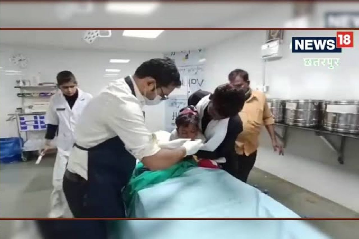 मुलाच्या घशात अडकलं नाणं