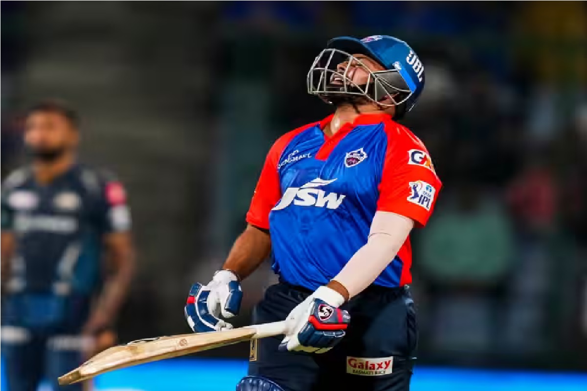 सलग फ्लॉप ठरलेल्या पृथ्वी शॉला दिल्ली कॅपिटल्सने दाखवला बाहेरचा रस्ता