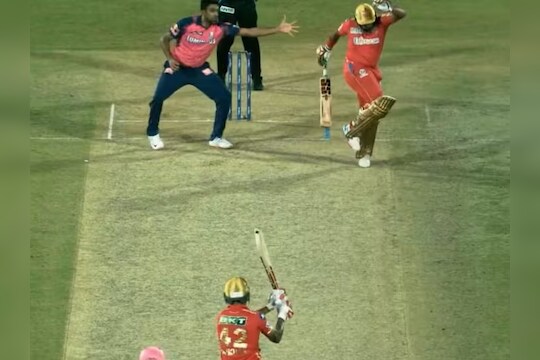 IPL 2023: गब्बरमुळे टीममधील खेळाडू जखमी, LIVE मॅचदरम्यान मैदान सोडण्याची वेळ