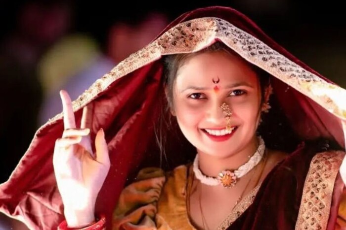  संपूर्ण महाराष्ट्रात सध्या एक नाव चर्चेत आहे ते म्हणजे गौतमी पाटील.