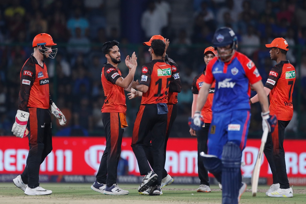 सनरायजर्स हैद्राबादचा दणदणीत विजय, दिल्ली कॅपिटल्सचा विजयी रथ रोखला