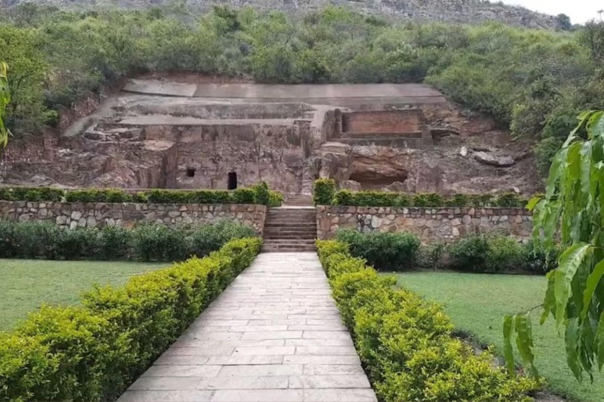 भारतातील रहस्यमयी ठिकाण