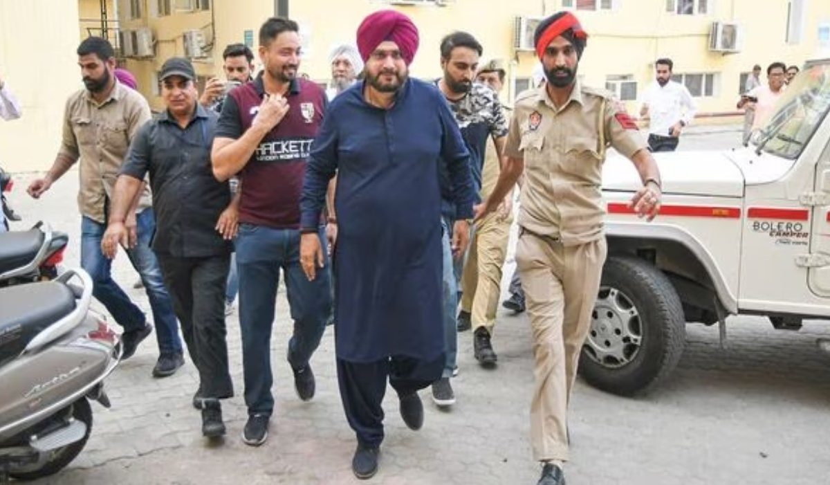 नवज्योतसिंग सिद्धु यांची शिक्षा पूर्ण होण्यापूर्वीच त्यांची सुटका कशी? कैद्यांना शिक्षेत सूट कशी मिळते? जाणून घ्या