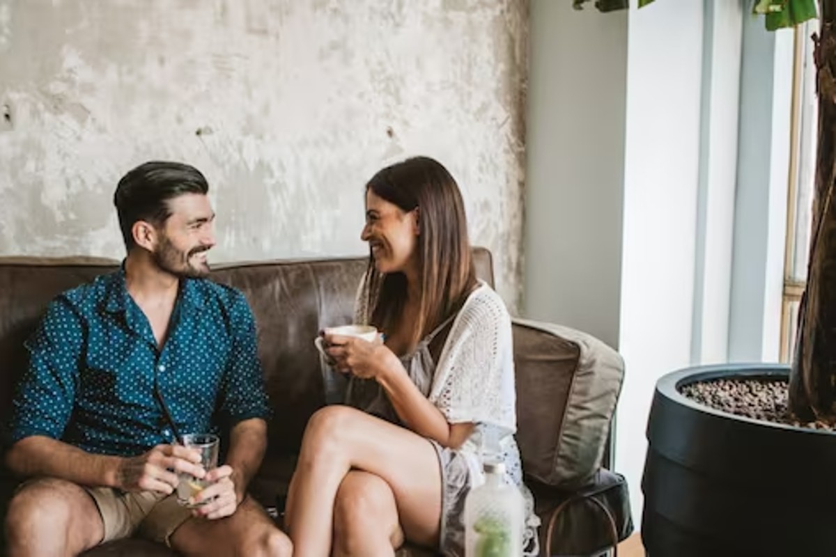 पुरुषांनो, तुमच्या बायकोला खुश करायचं असेल तर 'हे' काम नक्की शिका! Video