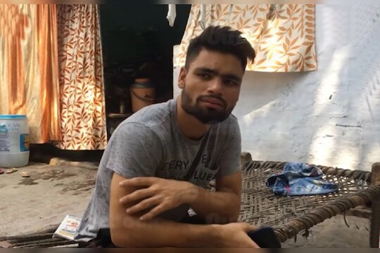 रिंकूचं क्रिकेट वडिलांना आवडायचं नाही, पण भावांनी साथ दिली; कुटुंबाचं नशीब बदललं