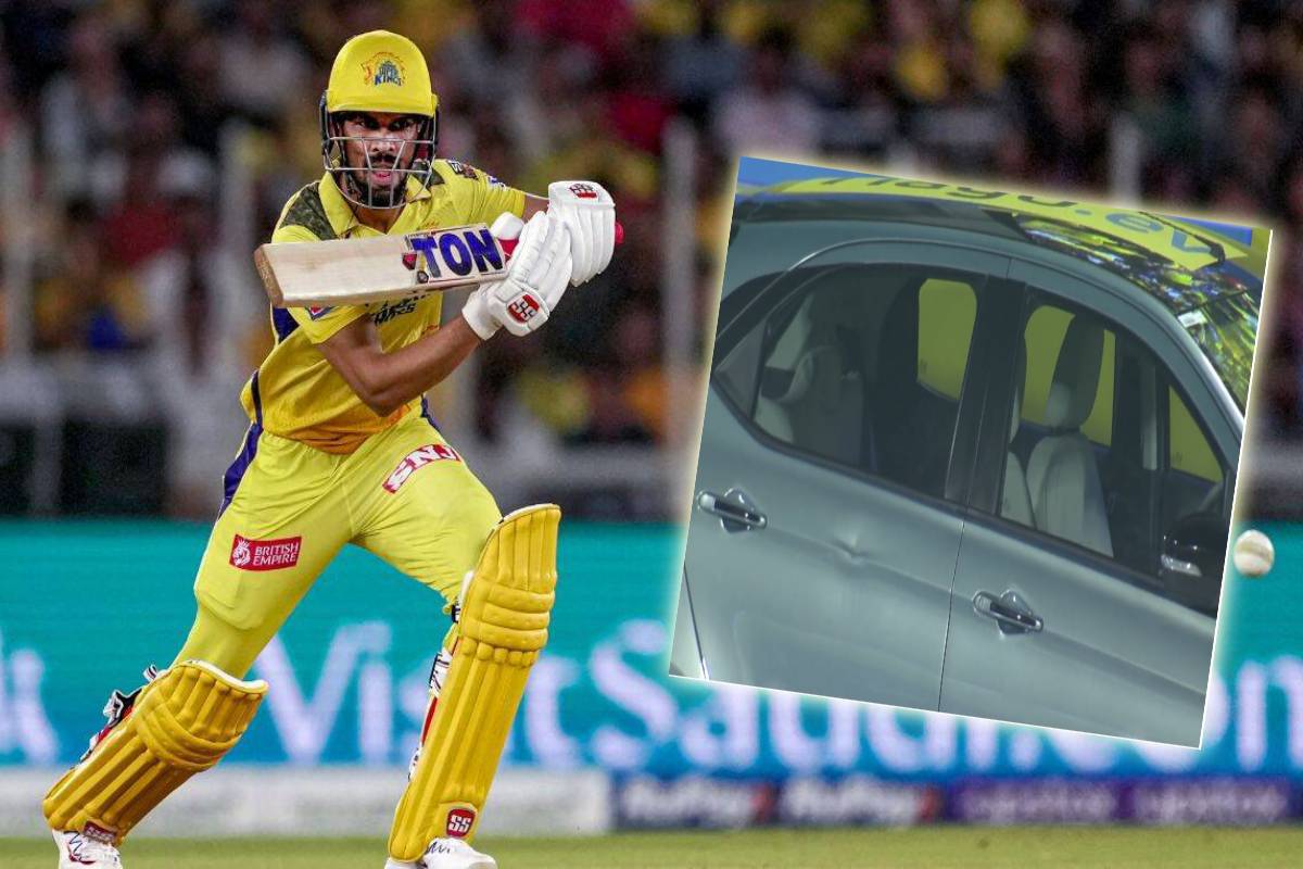 ऋतुराजचा सुपर सिक्स, टाटाच्या कारवर आदळला बॉल, अशी झाली अवस्था