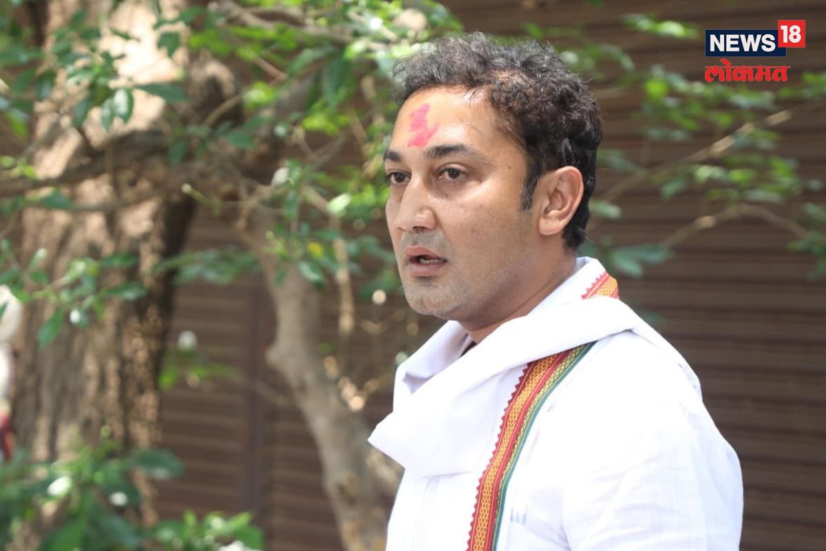 जन्मदात्या बापालाच काढलं घराबाहेर?