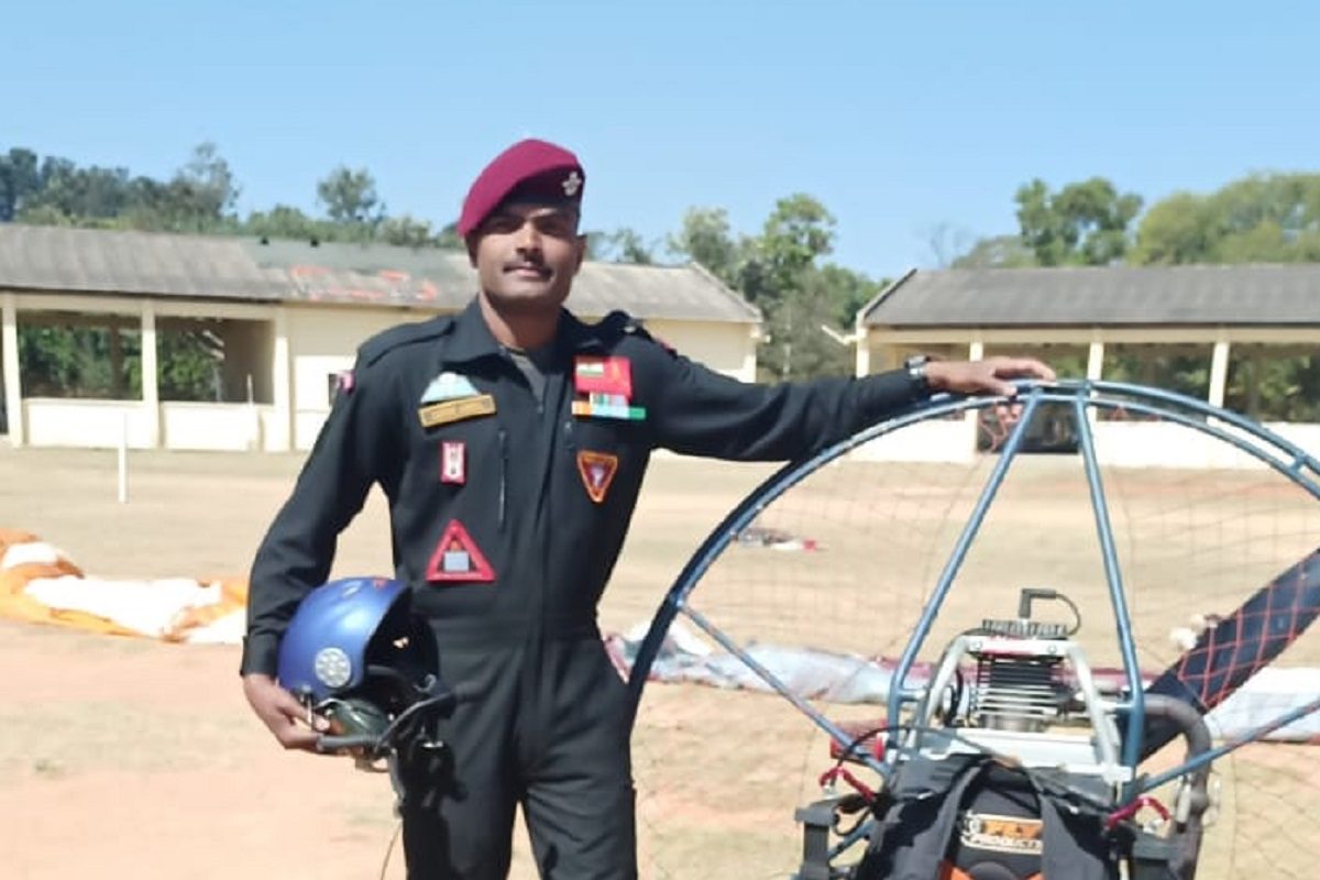 स्वत:चा जीव धोक्यात घालून सहकाऱ्यांना वाचवलं, वाशिमच्या जवानाला वीरमरण