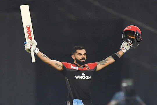 IPL मध्ये कोहलीचा 'विराट' पराक्रम, अशी कामगिरी करणारा ठरला एकमेव खेळाडू 