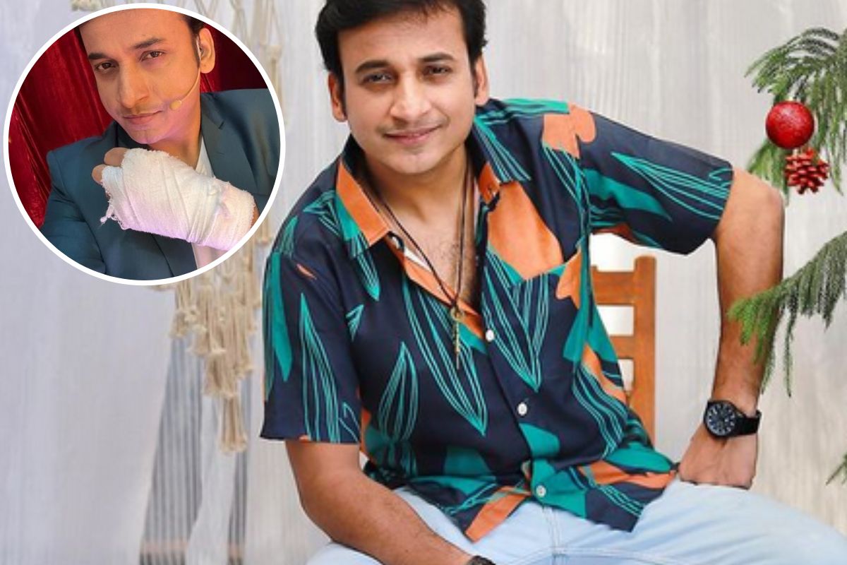 मराठी मनोरंजनसृष्टीतील हरहुन्नरी कलाकार म्हणून संकर्षण कऱ्हाडेला ओळखलं जातं.