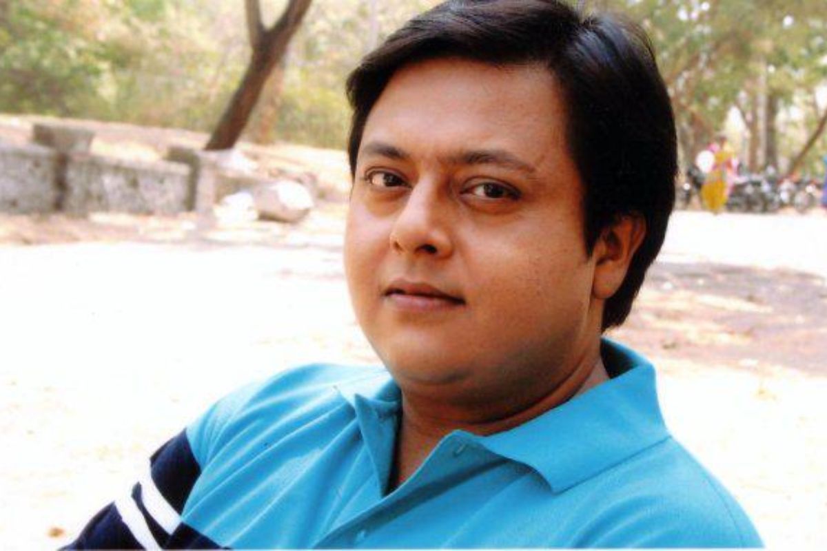 नितेश पांडेने 1995 मध्ये टीव्हीच्या दुनियेत आपल्या करिअरची सुरुवात केली. यानंतर त्यांनी 1998 आणि 2003 मध्ये लग्न केले.