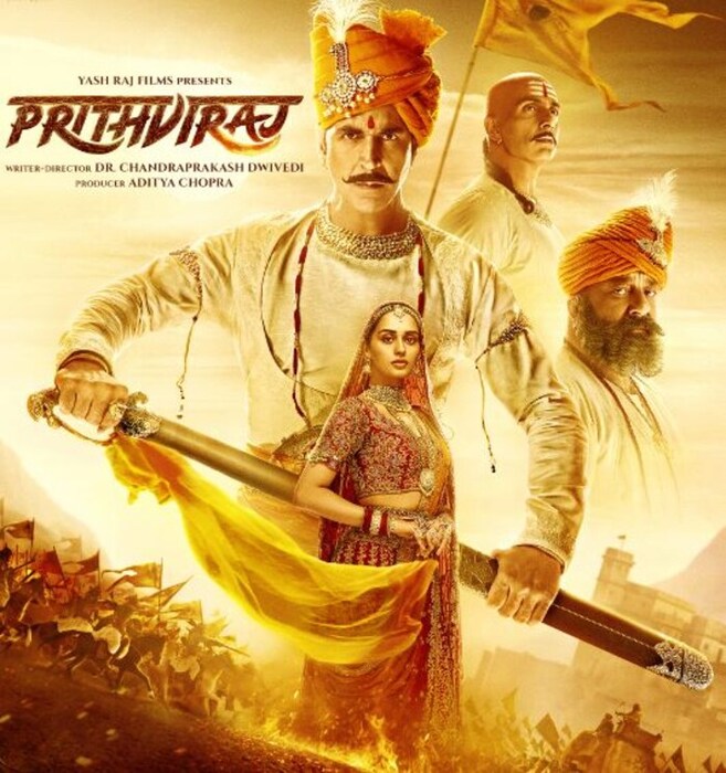  यातील पहिला सिनेमा म्हणजे सम्राट पृथ्वीराज. अभिनेता अक्षय कुमार प्रमुख भूमिकेत असलेला हा सिनेमा प्रेक्षकांच्या काही पसंतीस उतरला नाही. या सिनेमात अक्षयला कास्ट करणं ही निर्मात्यांची मोठी चूक असल्याचं म्हटलं जातंय. अक्षय कुमार सम्राट पृथ्वीराजच्या जवळपास देखील जात नाही असं प्रेक्षकांनी म्हटलं. सिनेमा 2 आठवडे देखील थिएटरमध्ये टिकू शकला नाही. 