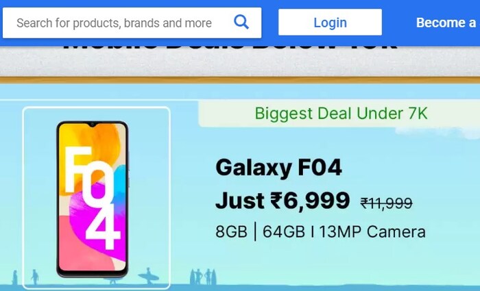 बॅनरवरील लाइव्ह ऑफरवरून असे समजले आहे की Galaxy F04 11,999 रुपयांऐवजी फक्त 6,999 रुपयांमध्ये मिळतोय. म्हणजेच 5,000 रुपयांच्या सूटसह ग्राहक ते घरी आणू शकतात. याला Biggest Deal under 7K म्हटले जातेय. फोन 8GB रॅम, 6GB स्टोरेजसह येतो आणि कॅमेरा म्हणून 13-मेगापिक्सेल कॅमेरा आहे.