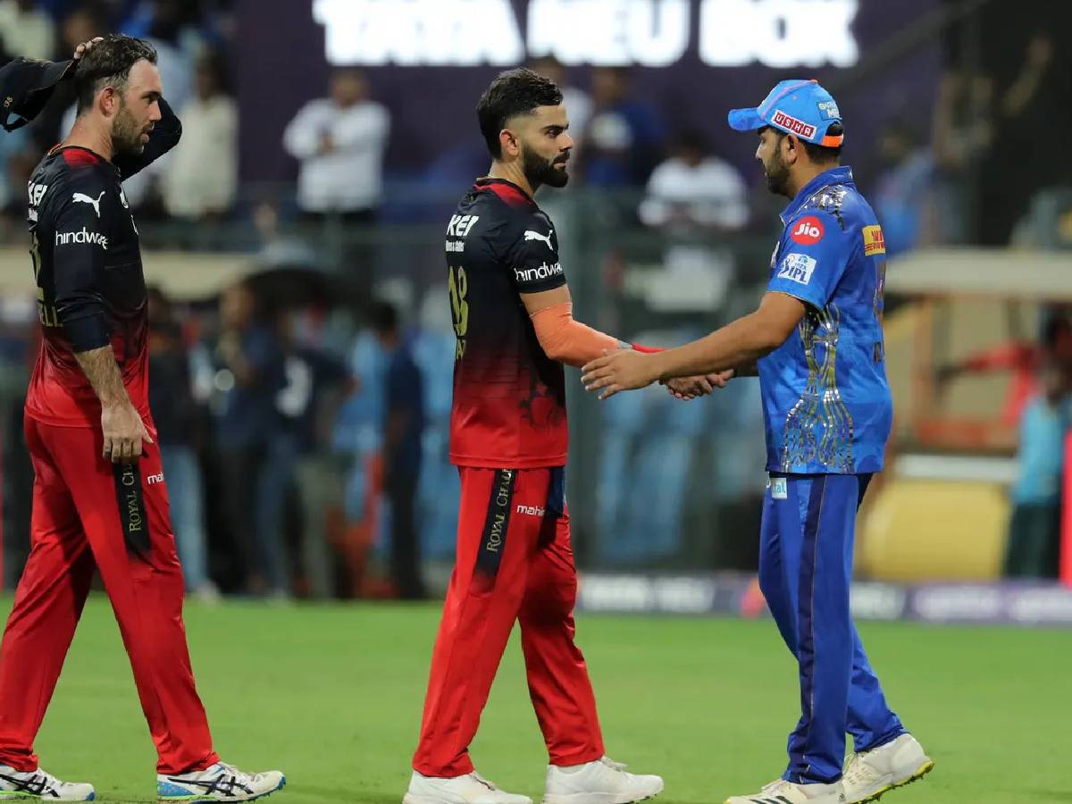 आयपीएल 2023 मधील प्लेऑफबाबतचा सस्पेन्स आता काही दिवसच उरला आहे. साखळी टप्प्यातील सामने येत्या रविवारी संपतील. अशा स्थितीत अवघ्या थोड्या फरकाने टॉप-4 मध्ये स्थान मिळवण्यासाठी अनेक संघांमध्ये काट्याटी टक्कर पाहायला मिळत आहे. गुजरात टायटन्सने प्लेऑफमध्ये आपले स्थान आधीच पक्के केले आहे. आता उर्वरित तीन जागांसाठी पाच संघांमधील लढत तीव्र झाली आहे. मात्र, अंकगणितानुसार राजस्थान रॉयल्स आणि पंजाब किंग्ज देखील अद्याप प्लेऑफमधून बाहेर पडलेले नाहीत. (आयपीएल)