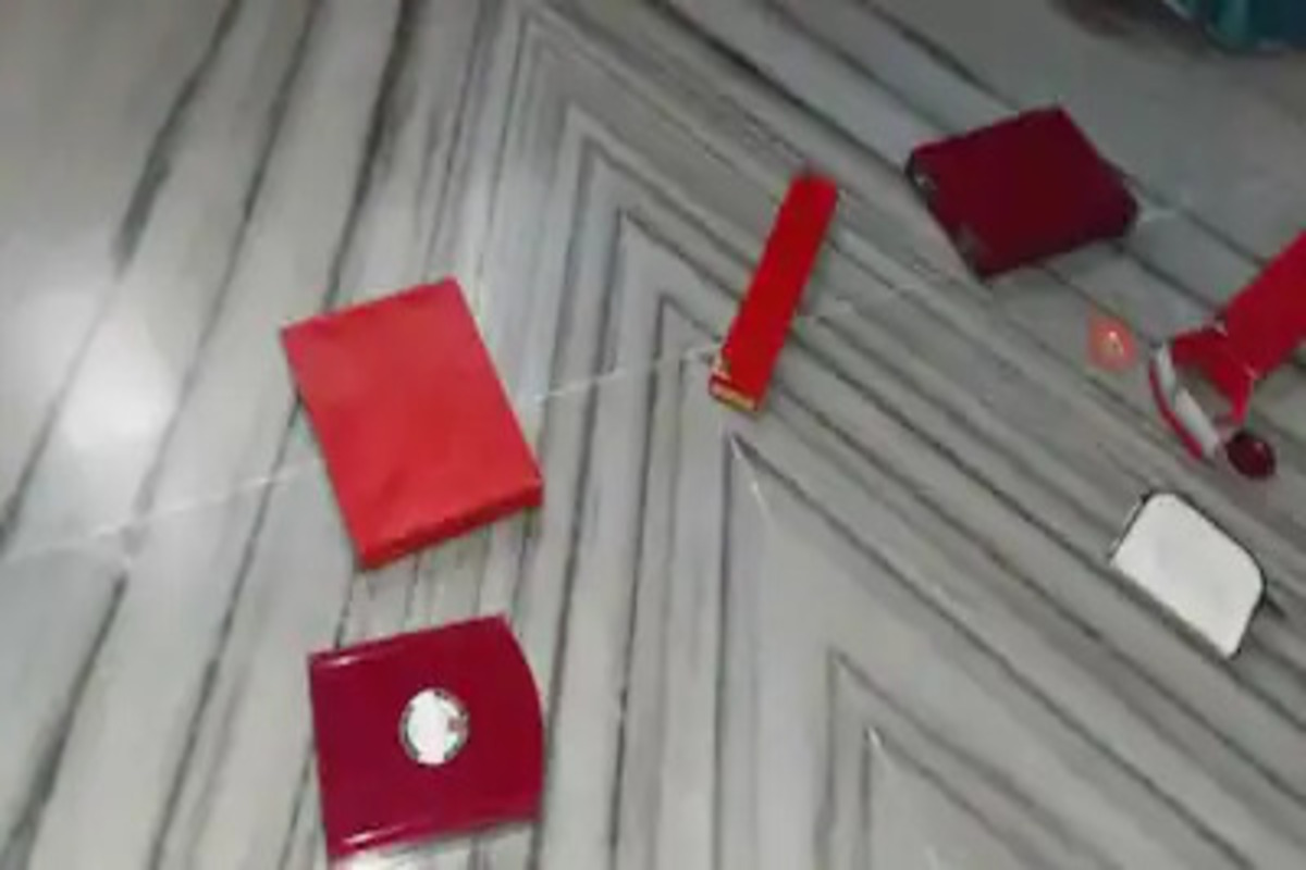 रिकाम्या घराला केले लक्ष्य, तब्बल 18 लाखांचे सोन्या-चांदीचे दागिने अन्ं सव्वा लाख रुपयांची रोकड लंपास