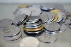 बँकेत एकाच वेळी किती नाणी जमा करता येतात? RBI चा नियम काय?