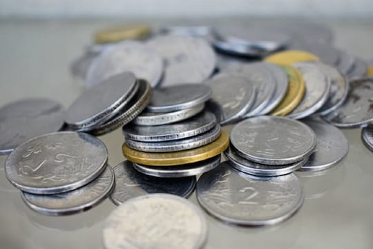 एकाच वेळी बँकेत किती कॉइन जमा करता येतात?