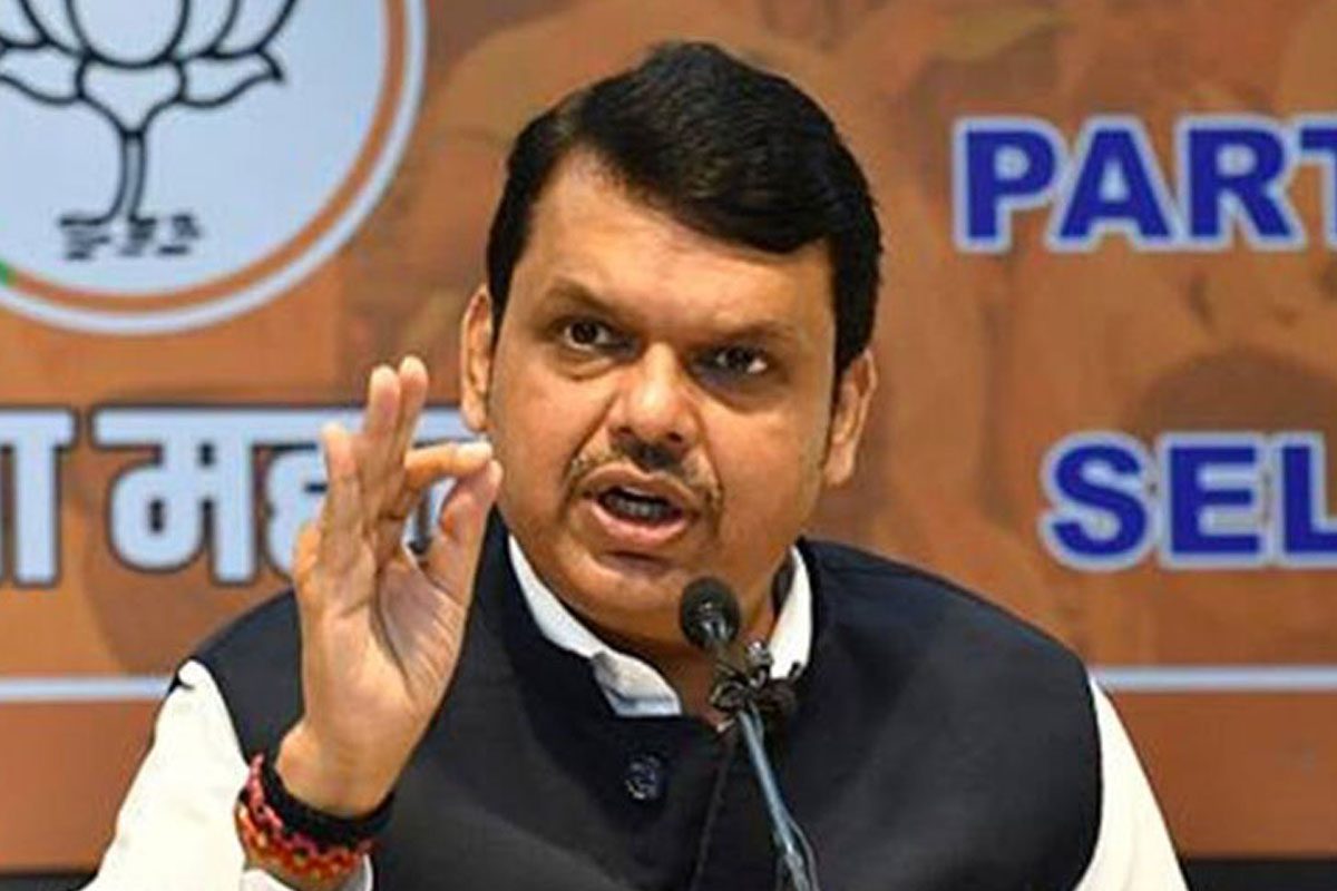 फडणवीसांनी सांगितलं कर्नाटकमध्ये पराभूत होण्याचं कारण