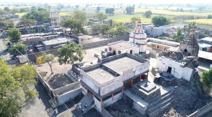 महाराष्ट्रात अनेक पुरातन आणि धार्मिक महत्त्व असणारी मंदिरे आहेत. या मंदिरांना मोठा ऐतिहासिक वारसाही आहे.