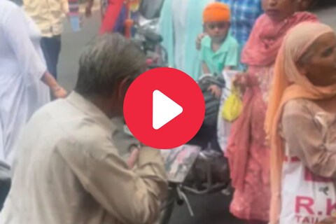 वृद्धाचा हृदयस्पर्शी Video
