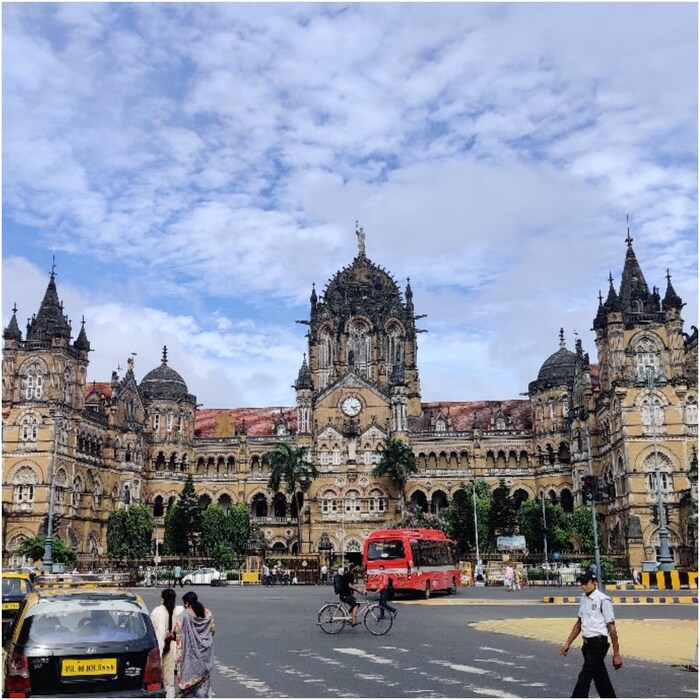  काल 17 जून रोजी कमाल 35 अंश सेल्सिअस तर किमान 29 अंश सेल्सिअस तापमानाची नोंद झाली आहे. आज 18 जून रोजी कमाल तापमान 35 अंश सेल्सिअस तर किमान तापमान 29 अंश सेल्सिअस असणार आहे.