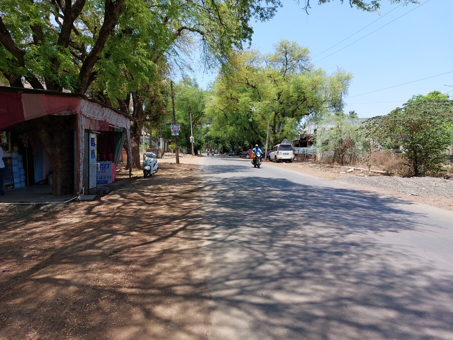 दरम्यान आज (23 मे) रोजी कमाल तापमान 39° सेल्सिअस तर किमान तापमान 24° सेल्सिअस राहण्याची शक्यता हवामान विभागाकडून वर्तवण्यात आली आहे.
