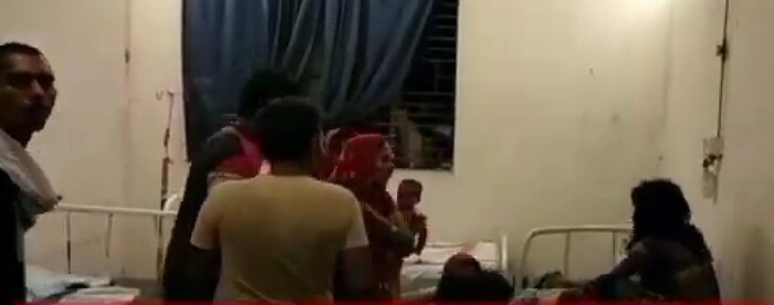 मग त्याला मारहाण केली. नातेवाइकांनी सांगितले की, घटनेच्या वेळी घरातील सर्व सदस्य गावातील लग्नाला गेले होते आणि भूषण घरी एकटाच होता. विष्णुदेव पासवान याने भूषणला ओढत काही अंतरावर नेले.