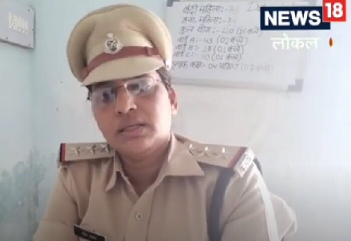 जेलर गीता राठोड यांनी सांगितले की, कारागृहात 78 महिला कैदी आहेत. स्वयंसेवी संस्थांच्या माध्यमातून विविध कामांचे वाटपही त्यांच्यात करण्यात आले आहे, यामध्ये भरतकाम, शिवणकाम, विणकाम अशी अनेक कामे केली जातात आणि नंतर त्यांना मिळणारी मजुरी त्यांना दिली जाते, त्यानंतर ती मजूरी या महिल्या विविध माध्यमातून आपल्या घरी पाठवून देतात. 