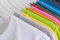 Lucky Shirt Colour: कोणत्या दिवशी कोणता लकी रंग? रोजच्या कामांवरही होतो परिणाम