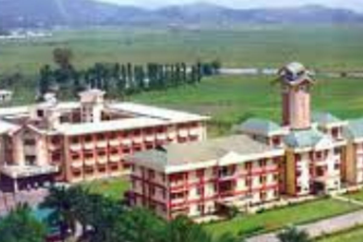 केंद्रीय कृषी विद्यापीठात नोकरीची सुवर्णसंधी; जाणून घ्या पगार आणि भरती प्रक्रिया