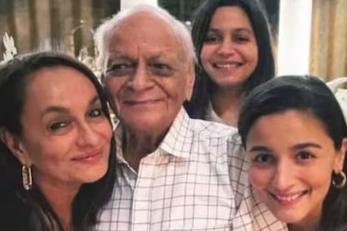 आलिया भट्टच्या आजोबांची तब्येत बिघडली, रुग्णालयात दाखल.