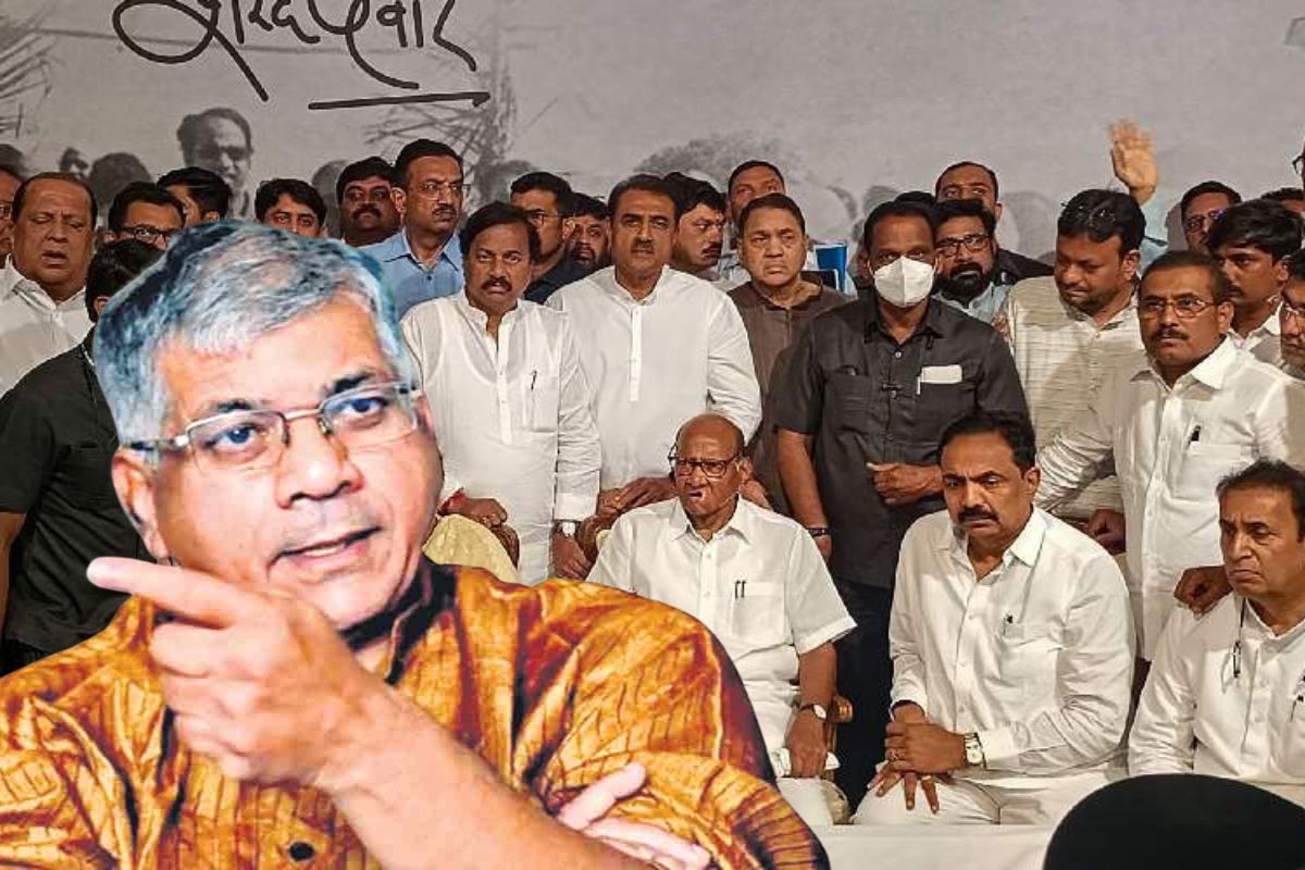 प्रकाश आंबेडकरांचा राष्ट्रवादीबाबत गौप्यस्फोट