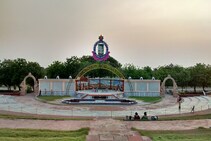 शेगावचं 'आनंद सागर' अध्यात्मिक केंद्र सुरू; पर्यटक, भाविकांमध्ये आनंदाचे वातावरण