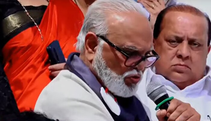 तुमच्यासोबत सुख-दु:खात राहिला आहात, कमिटी आम्हाला मंजूर नाही तुम्ही आमच्यासोबत राहा अशी विनंती छगन भुजबळ यांनी केली आहे. 