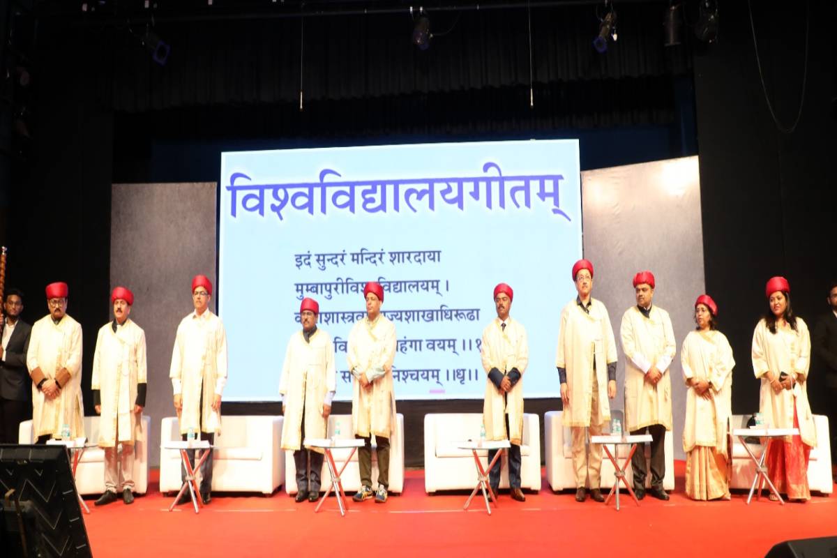 ओरिएंटल एज्युकेशन सोसायटीमध्ये पारपडला दीक्षांत सोहळा, 190 विद्यार्थ्यांना मिळाल्या पदव्या