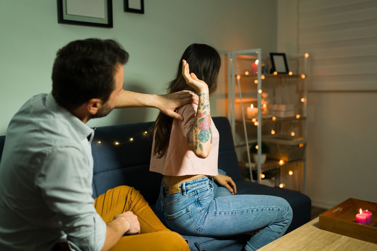 पतीचं धक्कादायक सत्य समजलं