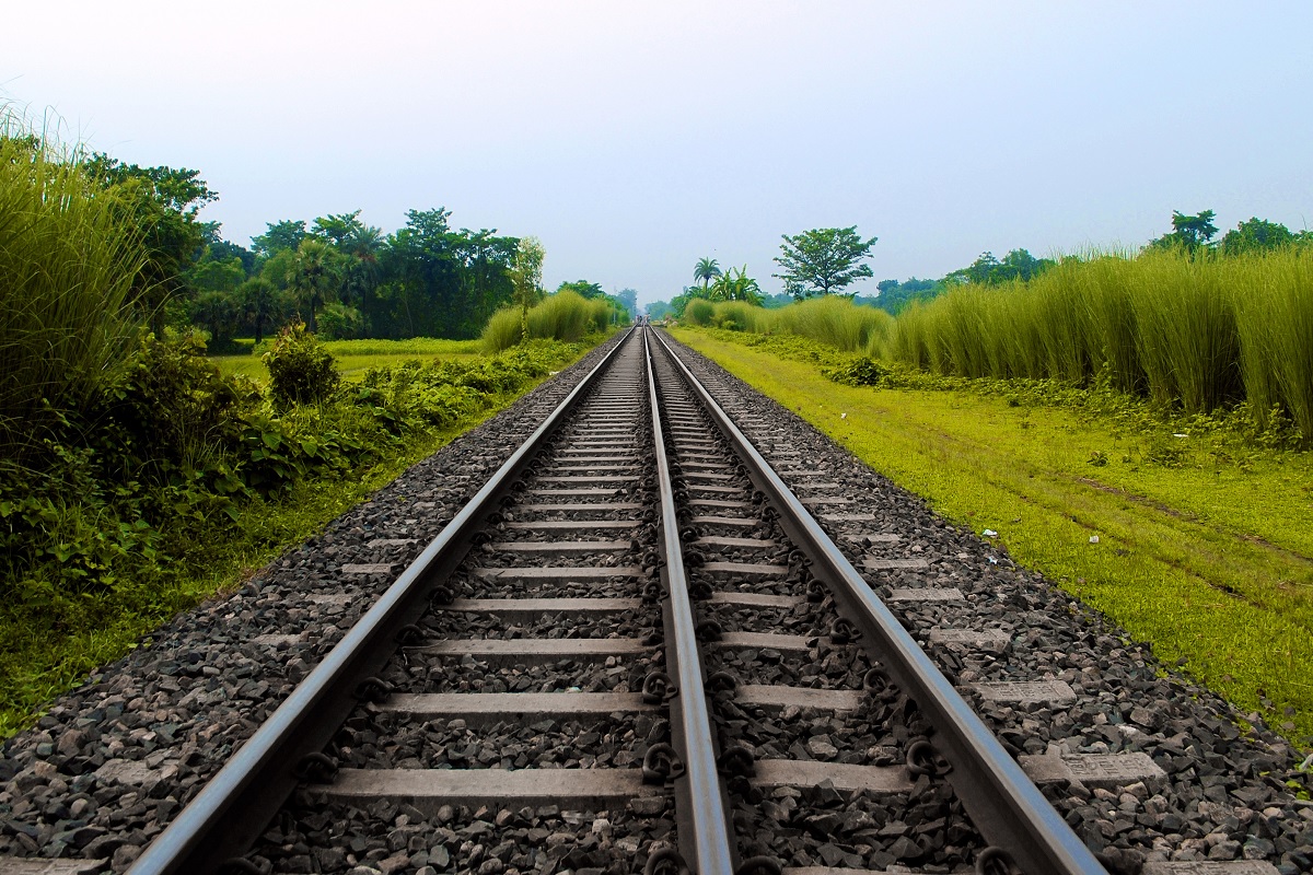 रेल्वे ट्रॅक