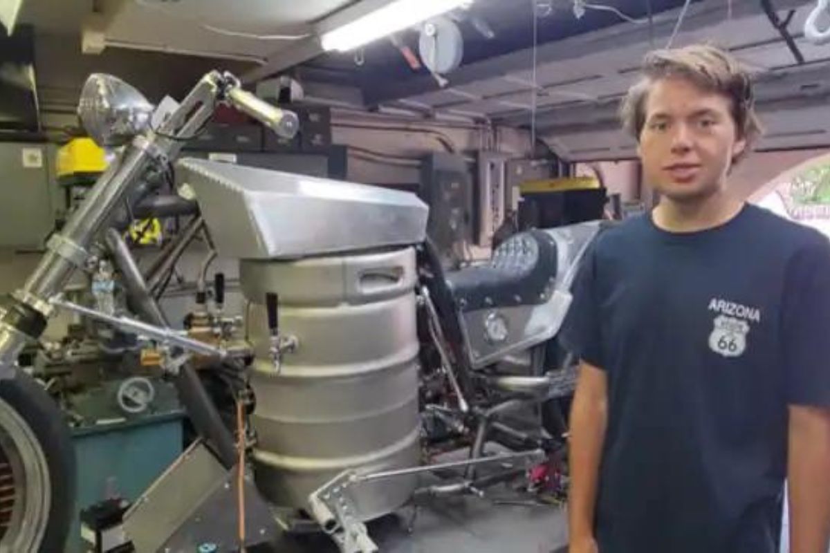 फोटो क्रेडिट - Youtube/@kytherocketman