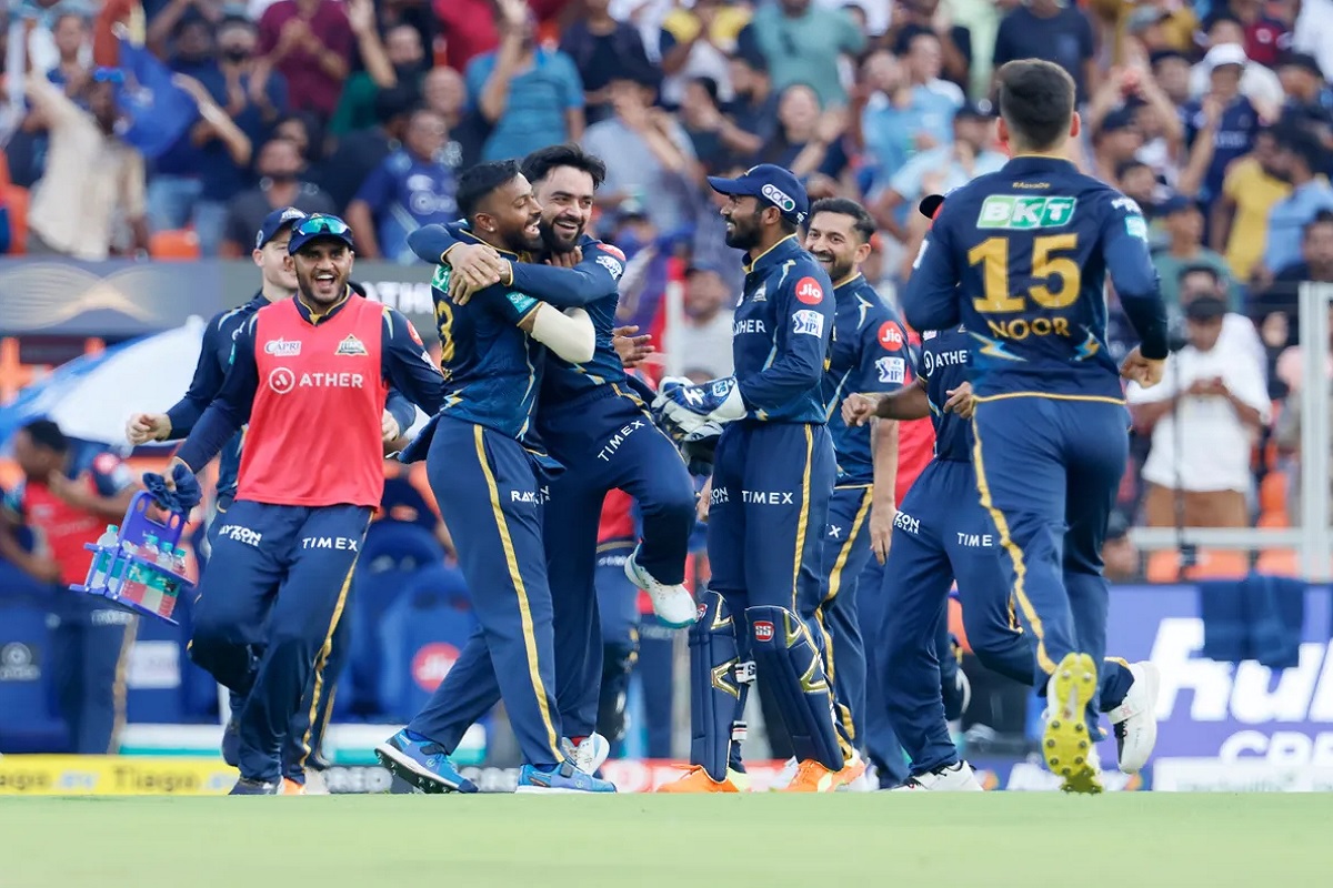 हार्दिक ब्रिगेड सुसाट, लखनऊ सुपर जाएंट्सचा दारुण पराभव