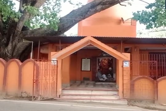 Famous Temple : ‘या’ काली माता मंदिरात भाविकांच्या मनातील इच्छा होतात पूर्ण, का आहे प्रचंड श्रद्धा