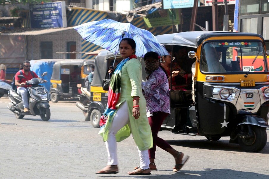 बुधवारी 24 मे रोजी कमाल तापमान 37 तर किमान तापमान 28 राहणार असल्याचा अंदाज वर्तविण्यात येत आहे.