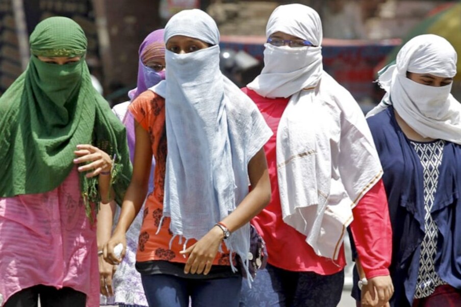 दरम्यान कोल्हापुरात काल (23 मे) रोजी कमाल तापमान 37° सेल्सिअस तर किमान तापमान 23° सेल्सिअस इतके नोंदवले गेले आहे.
