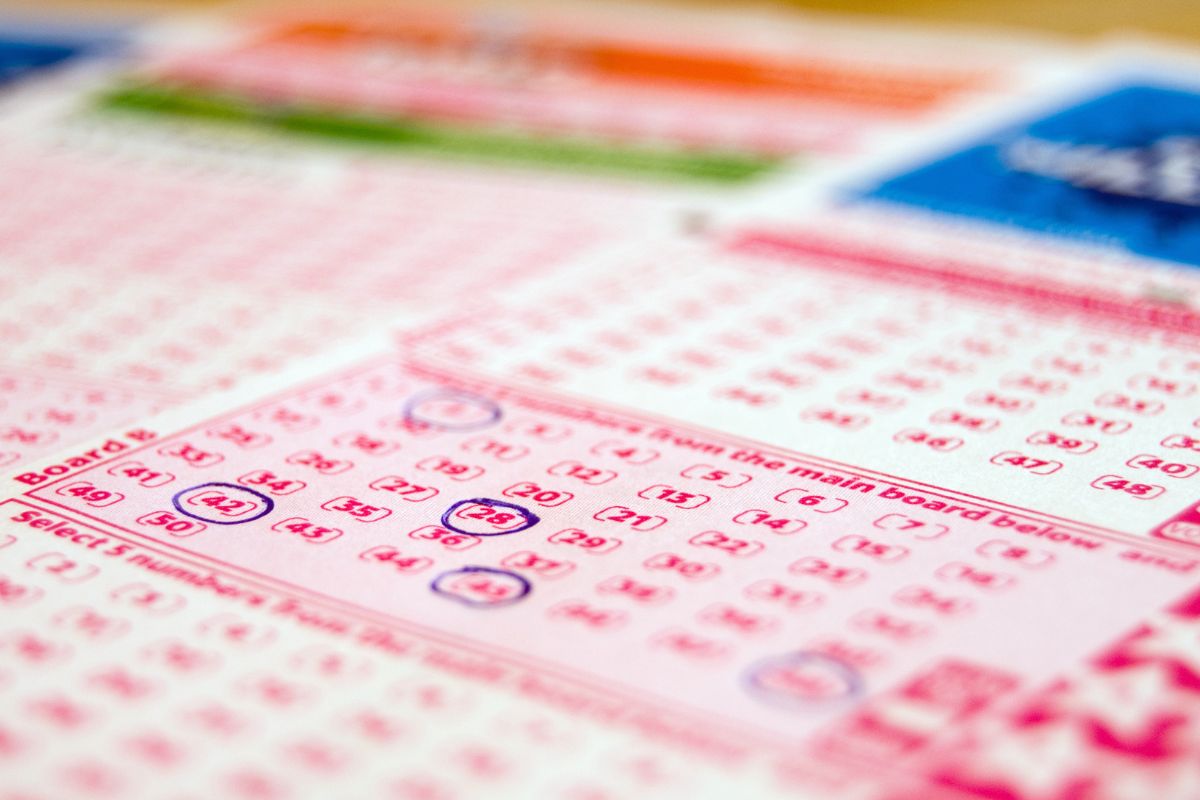 महिलेनं जिंकले 8 कोटी रूपये