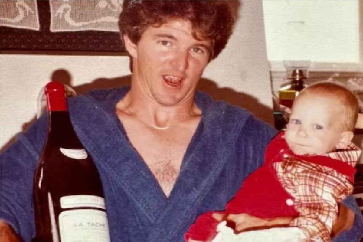 बस्सं फक्त एक बाटली दारूची कमाल! फळफळलं नशीब, लखपती बनली व्यक्ती