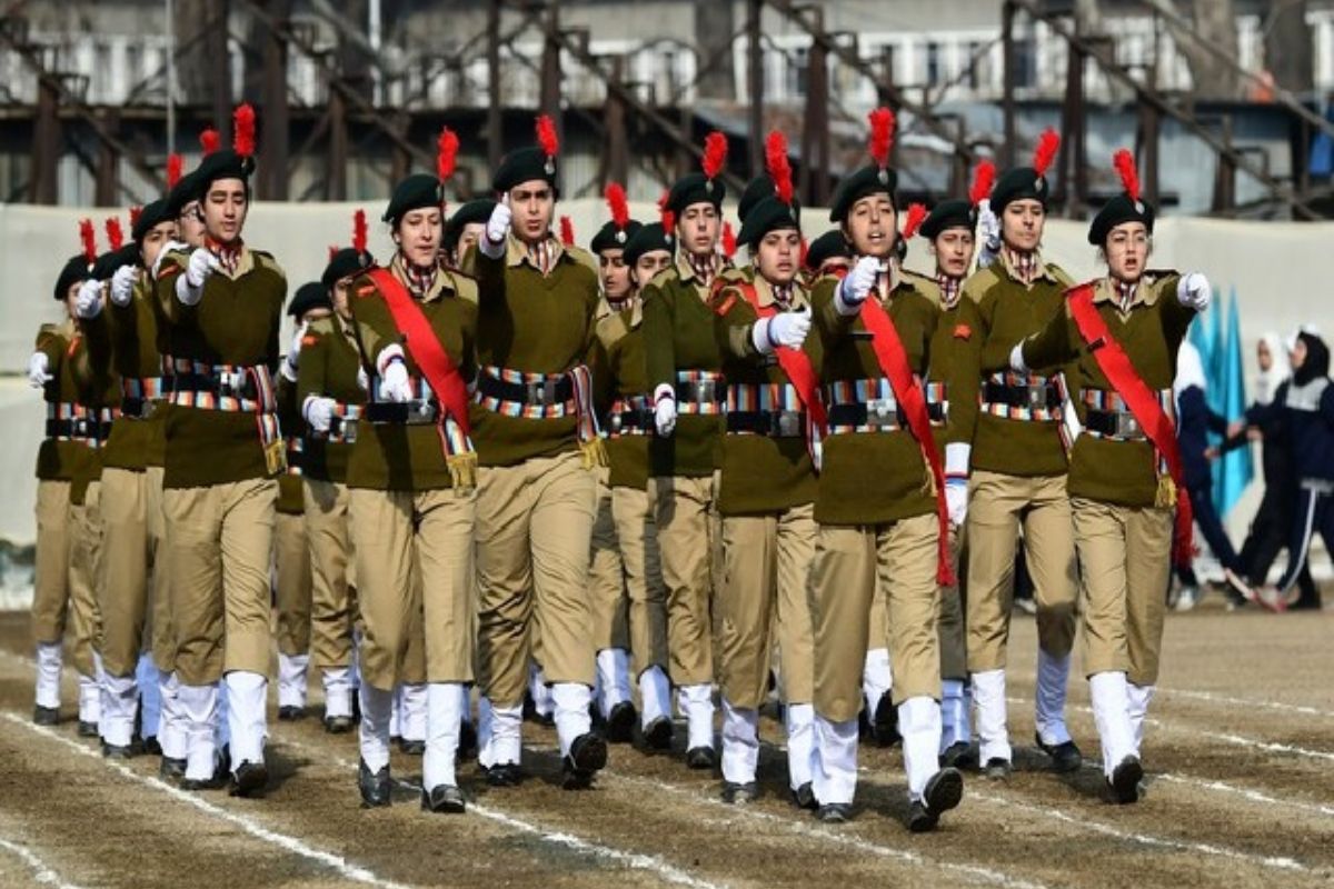 'हे' मिलटरी कॉलेज आहे परफेक्ट